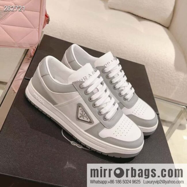 IMG_3563-800x800ax5fhrpujac155961_20250705120247.jpg 🐰🐰Prada ss23 new arrival~ Prada 2023 | New triangular standard couple men\'s and women\'s board shoes