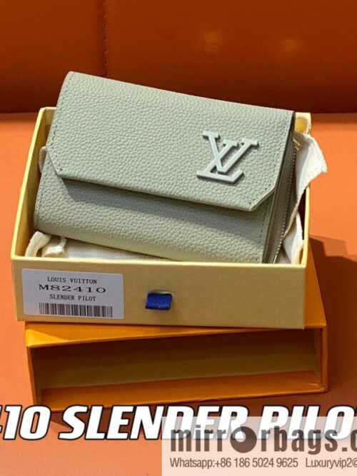 [Boutique‑grade] M82410 gray-green, full leather wallet series M81740 SLENDER PILOT wallet