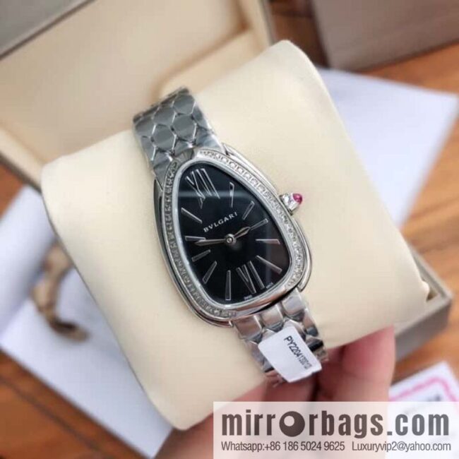 Bvlgari ladies watch, the latest diamond-encrusted Serpenti seduttori snake shadow watch