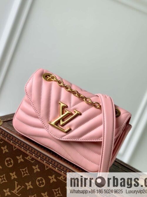 IMG_3790-800x800mccg055mi4e59216_20250719003750.jpg 20686 New Wave small chain bag M56461 NEW WAVE MULTI-POCHETTE handbag
