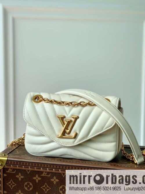 IMG_3799-800x800j1rhcsqojs059204_20250719003738.jpg 20685 New Wave small chain bag M56461 NEW WAVE MULTI-POCHETTE handbag
