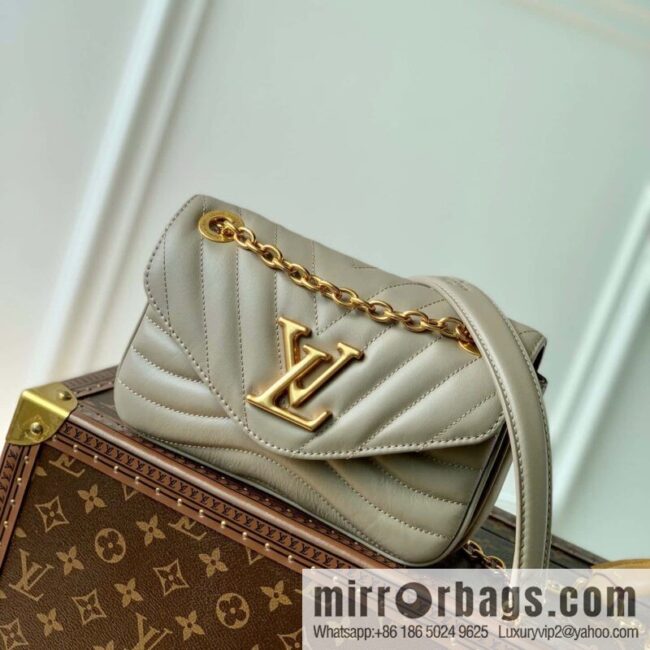 IMG_3808-800x8004o5ssbabd4k59193_20250719003729.jpg 20838New Wave small chain bag M56461 NEW WAVE MULTI-POCHETTE