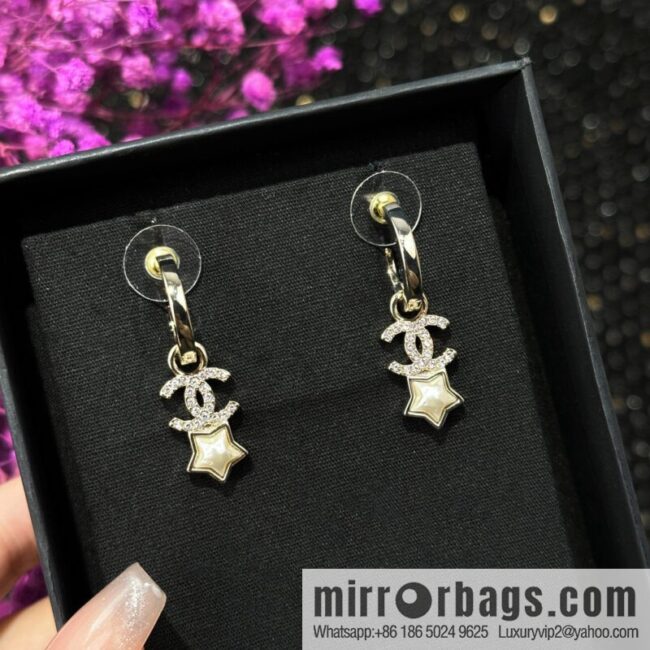 ☀️New ☑️ Chanel C3 double c pentagram ⭐ star stud earrings ☀️