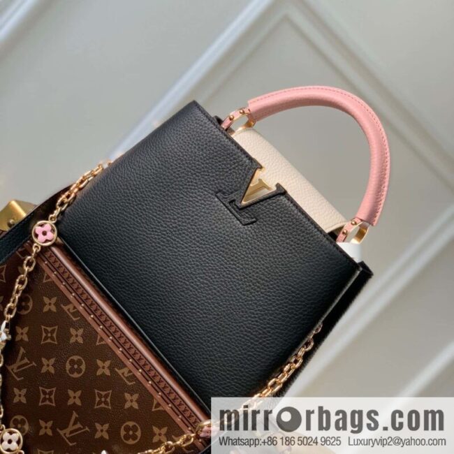 M22375 black small, this Capucines small handbag.