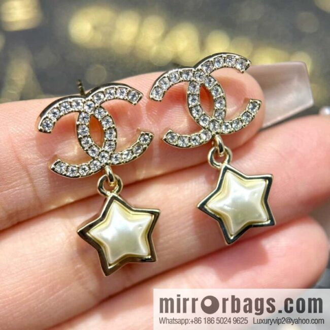 ☀️New ☑️ chanel c2 double c pentagram ⭐ star stud earrings ☀️