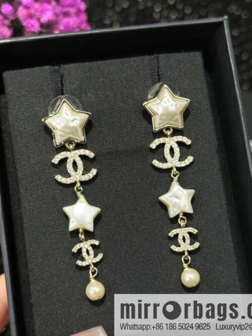IMG_4297-800x800lwos1u1fslg124622_20250702182241.jpg ☀️New ☑️ chanel c5 double c pentagram ⭐ star stud earrings ☀️