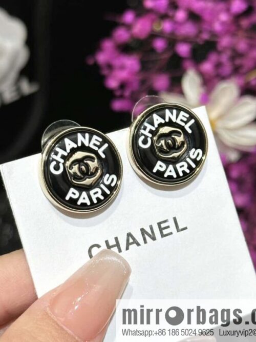 IMG_4324-800x8000dqoglcthjz124589_20250702182138.jpg ☀️New ☑️ chanel c1 double c round stud earrings ☀️