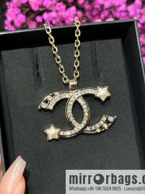 IMG_4369-800x800imve12x1r0m124534_20250702181951.jpg ☀️New ☑️ Chanel Full Diamond Double C Pentagram ⭐ Star Necklace ☀️