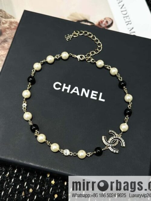 IMG_4671-800x800hev02qzhjcf120633_20250702151436.jpg ☀️New ☑️ Chanel Double C Black Diamond Square Diamond Letter Necklace ☀️