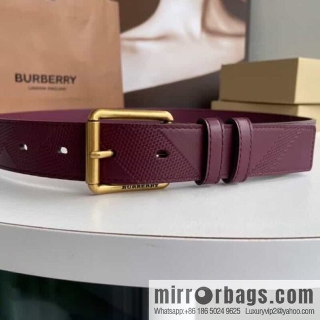 BURBERRY Cowhide Pressed Checkered Men\'s Pin Buckle Belt