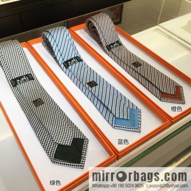 IMG_4778-800x800l00dityzcne92696_20250702010942.jpg Hermes 100% Top Twill Silk H Twill Stripe Tie