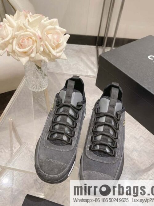 IMG_4835-800x800ps2mz0mt5u2148122_20250705065550.jpg 🐰🐰Chanel | The latest couple casual four seasons sports shoes at the counter🦋
