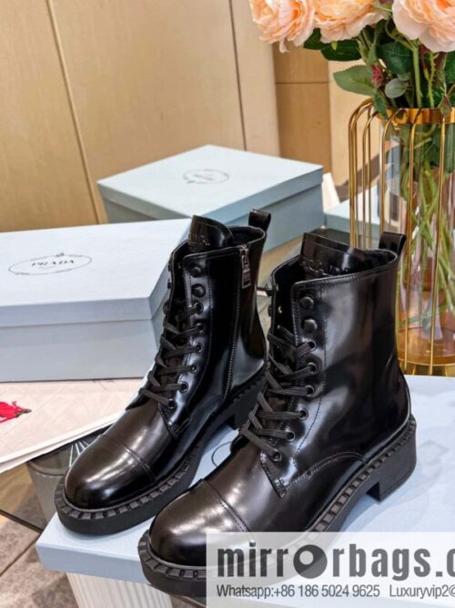 🐰🐰Top 🔝 2022SSS launched Prada boots series 🌲🌲 1 💥 PRADA early autumn and winter catwalk Internet celebrity with the same style