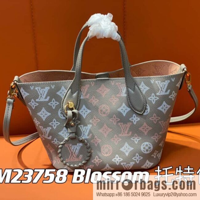 [Boutique‑grade] M23758 light gray, full leather bucket bag series Blossom small tote bag, gray gradual change (cut-out)