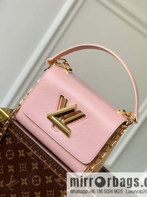IMG_5326-800x800nhpv1ycbgyy57482_20250719001559.jpg M21027 TWIST Small Handbag