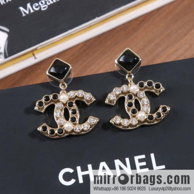 ☀️New ☑️ chanel c2 double c rhombus black diamond stud earrings ☀️