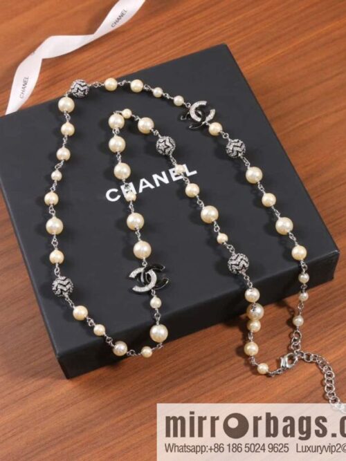 IMG_5482-800x800ecge5j4cozg136047_20250704222519.jpg ☀️New ☑️ Chanel Double C Pearl Pentagram ⭐ Star Sweater Chain Necklace ☀️