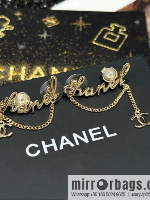 IMG_5531-800x800n5ml50bl4pu132098_20250704184739.jpg ☀️New ☑️ Chanel letter CHANEL earclip earrings ☀️