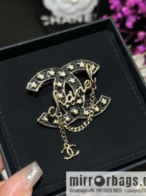 IMG_5538-800x800a5m0c3f1uvb120547_20250702151052.jpg ☀️New ☑️ Chanel Double C Fringe Brooch ☀️