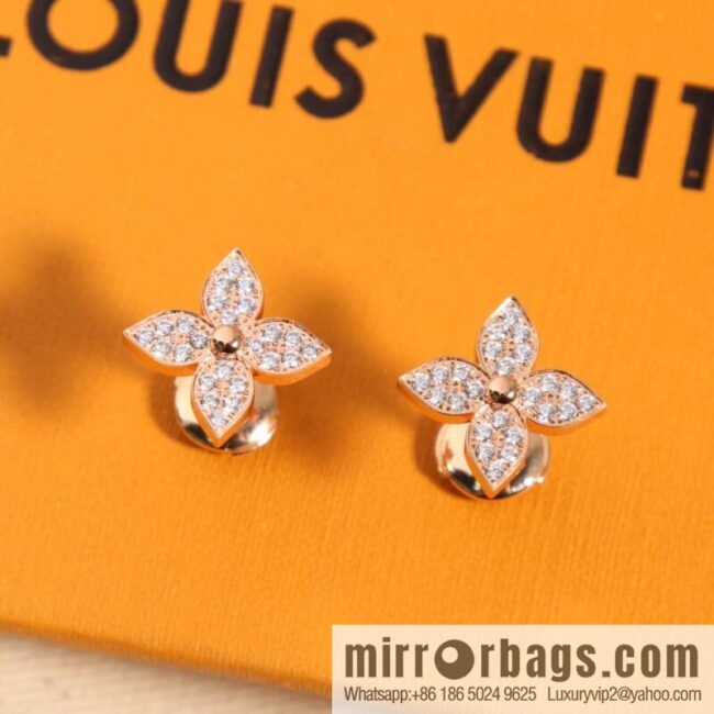 Louis Vuitton Blossom Collection, Four Leaf Clover Earrings