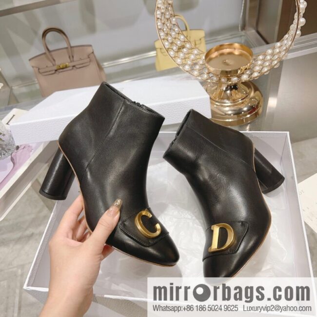 🐰🐰Dior, new bare boots on new models🌟