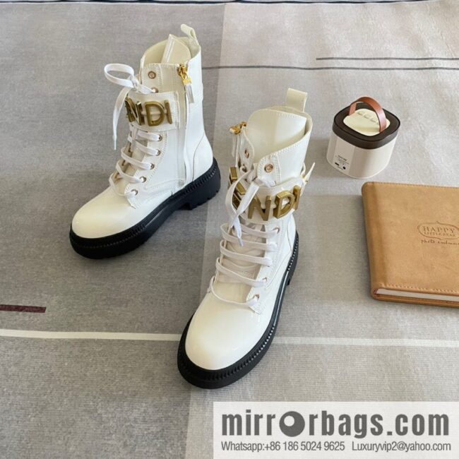 🐰🐰FENDI Fendi 2023 Fendi Graphy series autumn and winter catwalk Martin boots Xiaohongshu recommends autumn and winter Martin boots