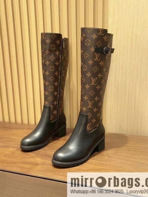 IMG_6194-800x800hqjzhlls2xn143228_20250705040220.jpg 🐰🐰2023LV high-end atmosphere autumn and winter Internet celebrity new boots