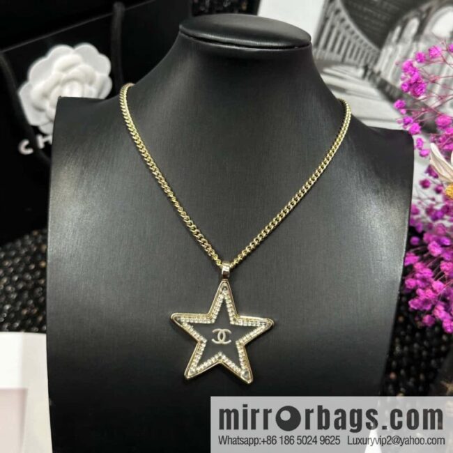 ☀️New ☑️ Chanel Double C Pentagram ⭐ Star Necklace ☀️