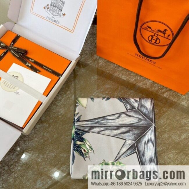 IMG_6243-2-800x8004bqynfsnumz82551_20250701201134.jpg Hermes \"Garden Guardian\" 100% silk scarf