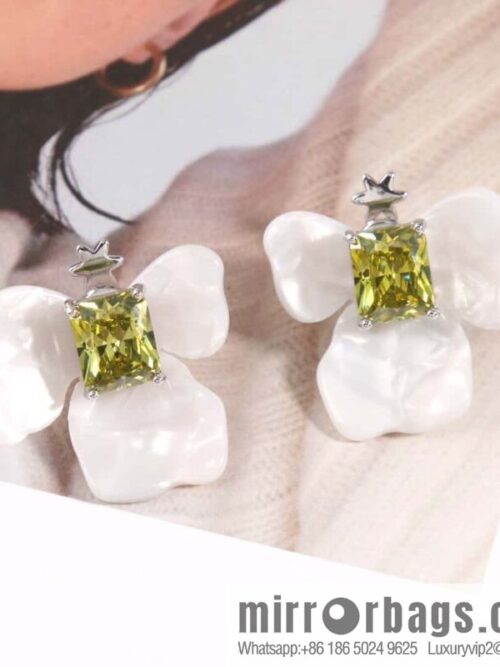HEFANG He Fang White Iris Sugar Cube Earrings Removable 925 Silver Stud Earrings