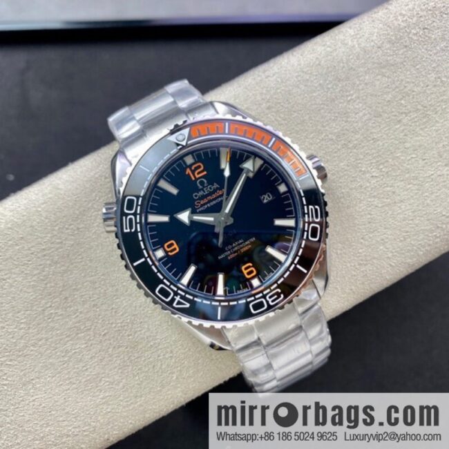 BBt boutique, Omega, Ocean Cosmos timepiece Seamaster 600 meters series 8900 movement automatic mechanical men\'s watch