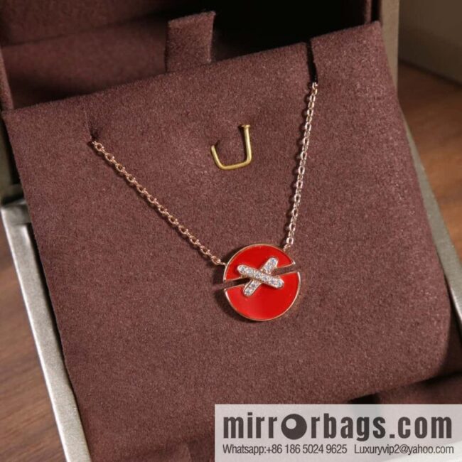 Shangmei Paris Jeux de Liens Harmony Edge • Lifetime Series Round • Edge, Chalcedony, White Fritillary Necklace