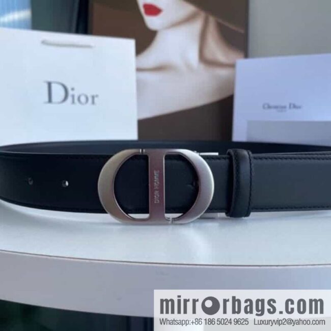 Dior, imported first layer cowhide matte texture metal buckle men\'s waist practical and embellished belt