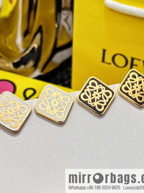 ❤️New Product [Style] LOEWE Square Mooncake Earrings Stud Earrings
