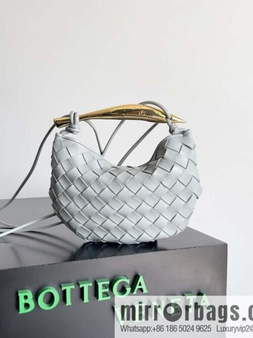 IMG_6514-800x8000nnwo1ssage37025_20250716042935.jpg BottegaVeneta2023 new model, Bottega Veneta Bv spring and summer new mini sardines SARDINE model number: 744267 agate gray