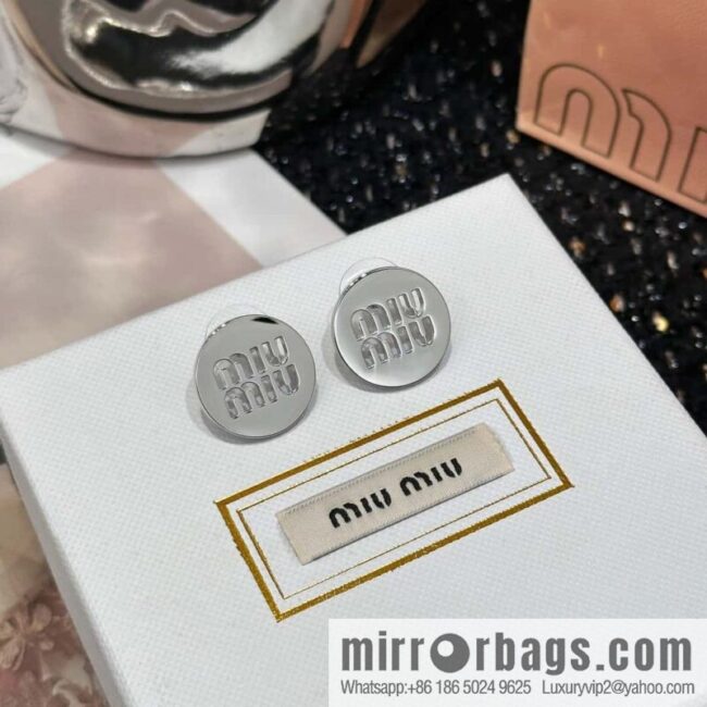 ❗️New ❗️ MIU MIU Miu Miu Hollow Silver Glossy Earrings