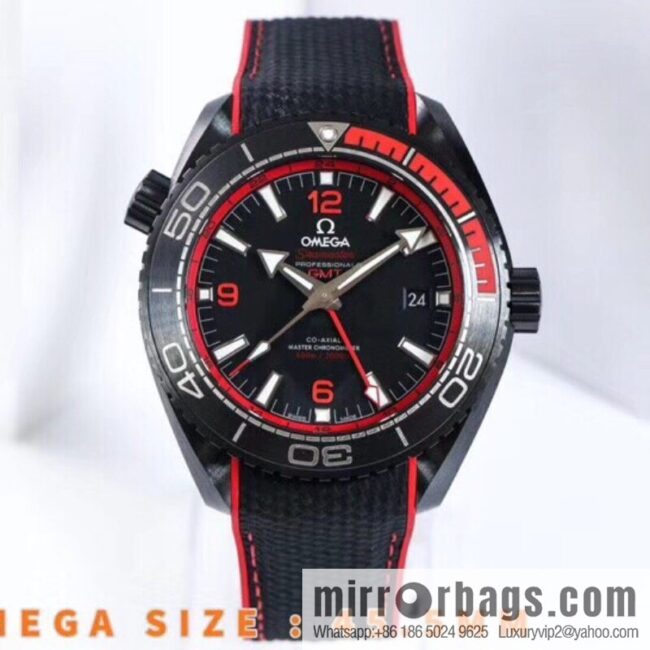 IMG_6579-800x800jb4u3p3z2s095866_20250702023356.jpg All-black ceramic Ocean Universe 600 meters \"Deep Sea Black\" integrated 8906 movement, integrated natural rubber belt