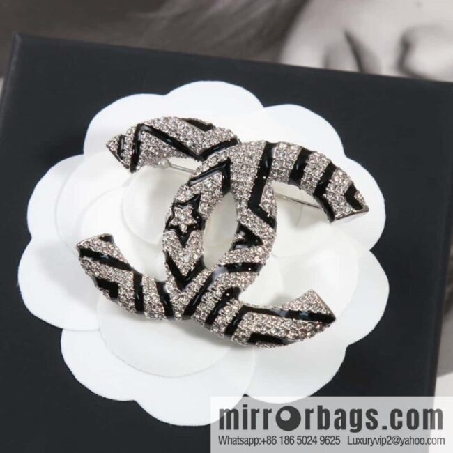 ☀️New ☑️ Chanel Double C Pentagram ⭐ Stars Full Diamond Brooch ☀️