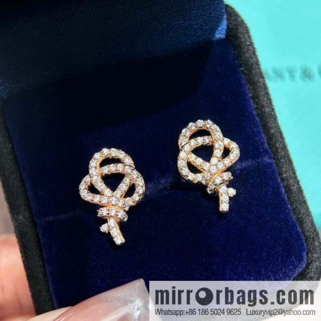 ❗️New ❗️ New ☑️ TIFFANY & Co. Woven full diamond key stud earrings