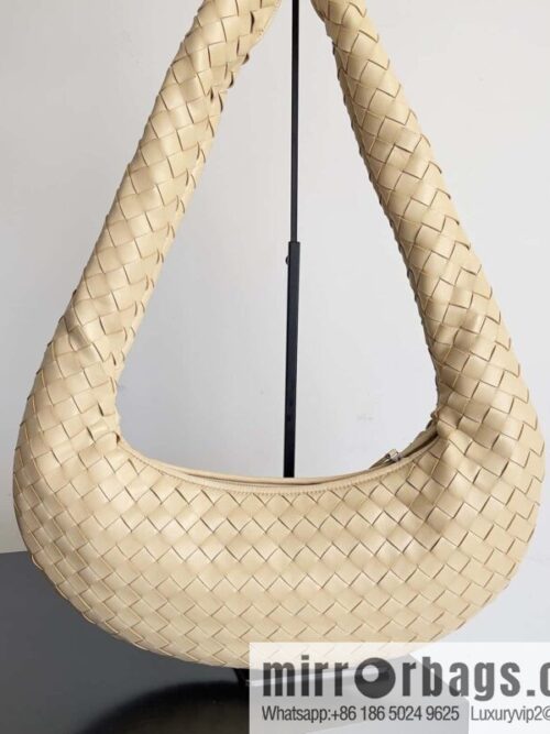 IMG_6965-800x800ec4i5gjczr053861_20250718233428.jpg #Bv Early Autumn Buddy Shoulder Bag Jodie Foster Bag