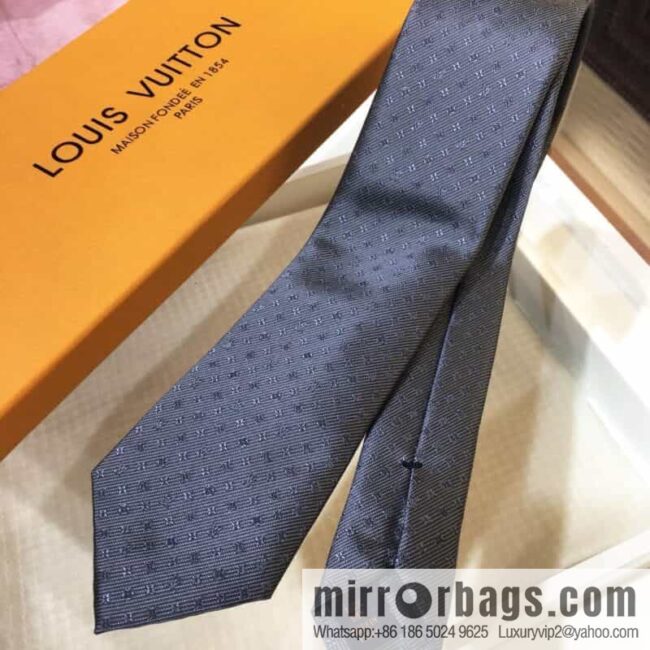 LV Louis Vuitton 100% top jacquard silk L-pattern tie