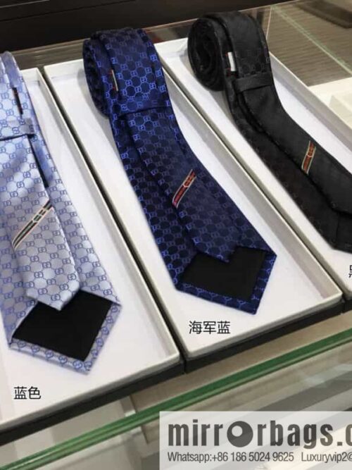 GUCCI Gucci 100% Top Jacquard Silk Double G Jacquard Tie