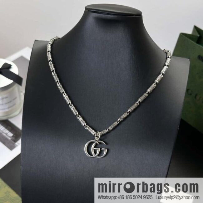 ❗️New ❗️ ☀ New Gucci Gucci Double G Necklace ☀
