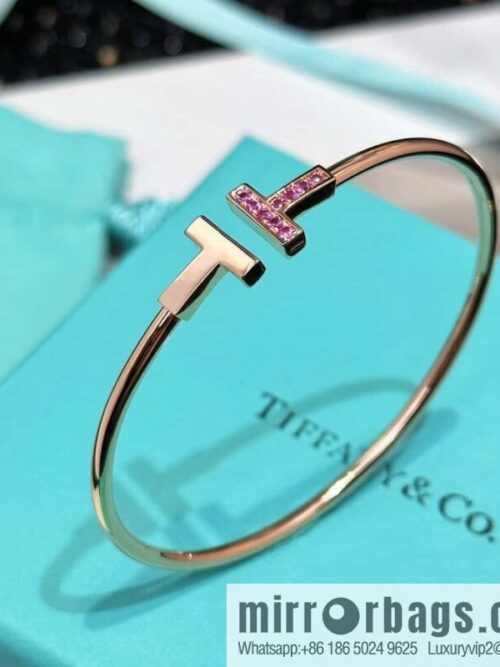 IMG_7221-800x800hbfyxbakh25111258_20250702083403.jpg Pink Diamond ☀️ Tiffany & co, Classic T Series, Turquoise Rose Gold Double T Bracelet with Diamonds ☀️
