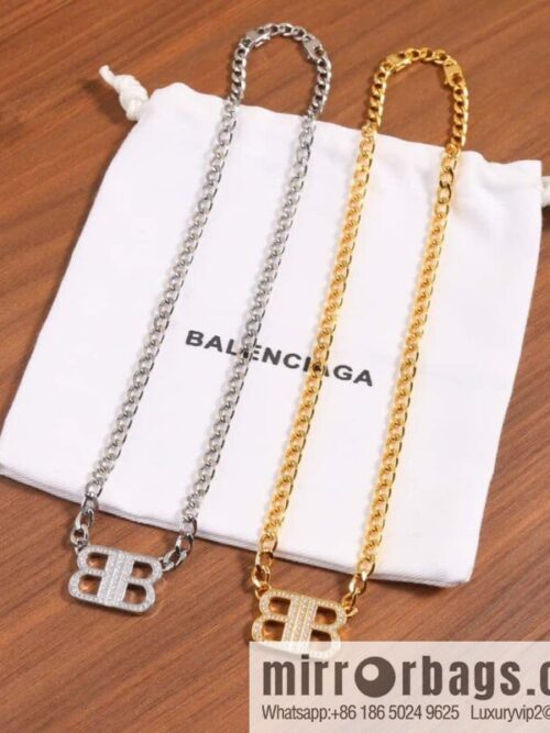 IMG_7677-800x800upamnunzzdz143796_20250705042047.jpg ☀️New Balenciaga BALENCIAGA Double B Full Diamond Necklace