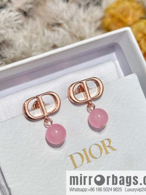 IMG_7697-800x800q2dxrkq5xe0110738_20250702082014.jpg New ☑️ DIOR CD size pink pearl earrings stud earrings