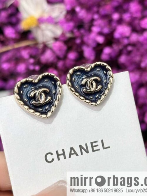 IMG_7738-800x800f5yq1xzqdts110684_20250702081845.jpg ❗️New ❗️ Chanel stud earrings ☀️ new ☑️ Chanel c1 double c peach heart love stud earrings ☀️
