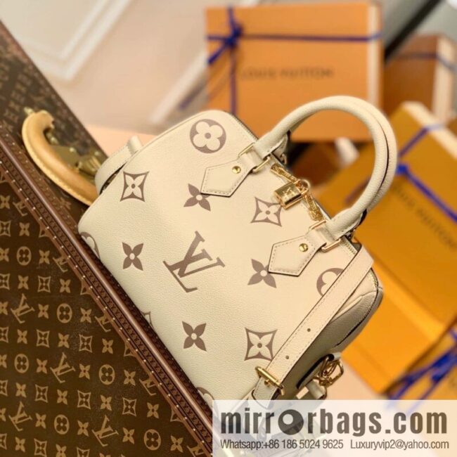 LV M46136 SPEEDY BANDOULIZRE 25 BAG Speedy Bandoulière 25 handbag M58947 white