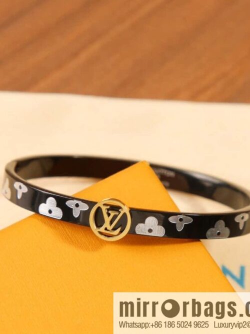 IMG_8007-800x800suphb0mu00g135780_20250704221206.jpg ☀Louis Vuitton Medieval Black Clover Bracelet Bracelet