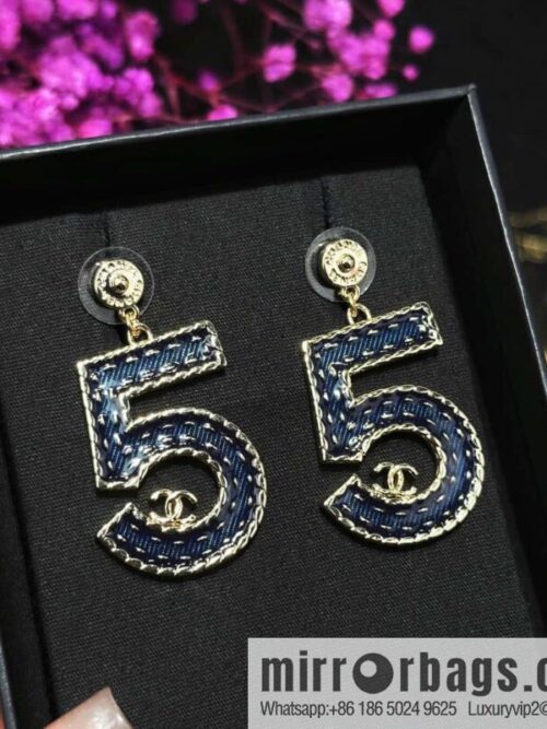 IMG_8270-800x800g1ssjkmaj1l101256_20250702043807.jpg ❗️New ❗️☀️ new ☑️ Chanel c2 double C denim 5 word stud earrings ☀️